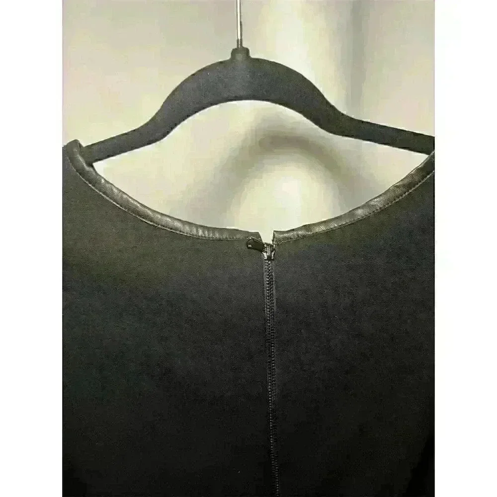 Betsey Johnson Women's Black Sheath Dress Faux Leather Trim Size 12 Knee Length - Picture 6 of 12